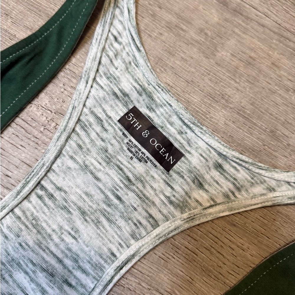 •5TH & OCEAN• SPARTANS TANK TOP - Picture 4 of 5